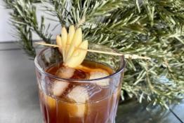 Mardi 03 f�vrier, ap�ro village sur la place 